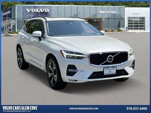 2022 Volvo XC60 B5 Momentum