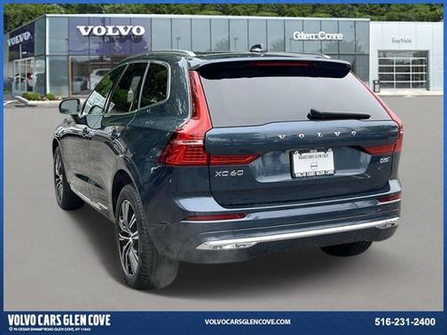 2022 Volvo XC60 B5 Inscription