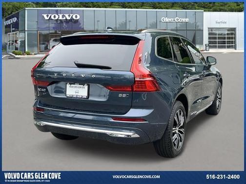 2022 Volvo XC60 B5 Inscription