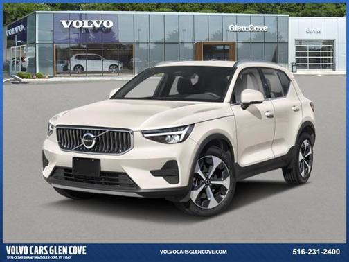 2025 Volvo XC40 B5 Ultra Dark Theme