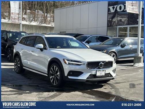 2026 Volvo V60 Cross Country B5 Ultra