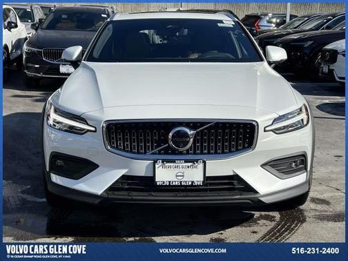 2026 Volvo V60 Cross Country B5 Ultra