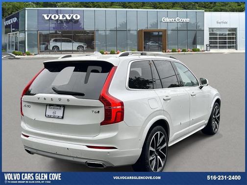 2019 Volvo XC90 T6 Momentum