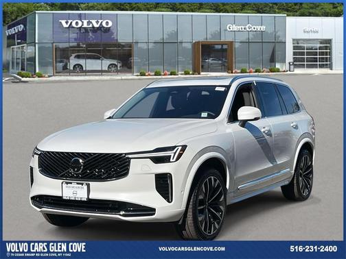 2025 Volvo XC90 B5 Plus