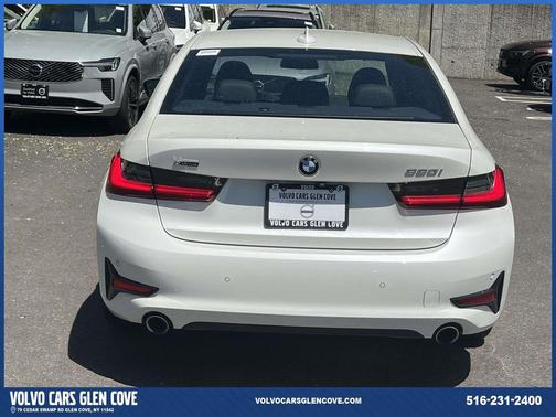 Mineral White Metallic 2021 BMW 330 i xDrive