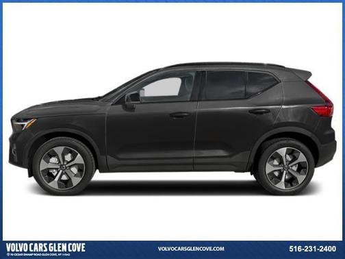 Ultra Black 2026 Volvo XC40 B5 Ultra Black Edition