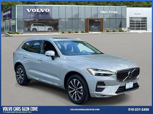 Silver 2023 Volvo XC60 B5 Plus Bright Theme