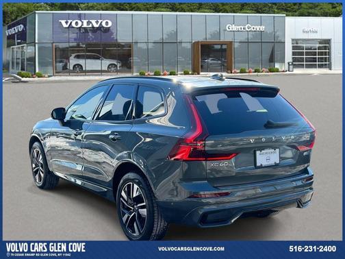 2026 Volvo XC60 B5 Plus