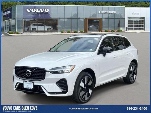 2024 Volvo XC60 Recharge Plug-In Hybrid T8 Plus Dark Theme