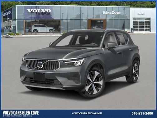 2025 Volvo XC40 B5 Plus Bright Theme