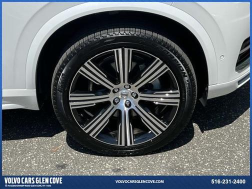 2025 Volvo XC90 B6 Plus 7-Seater