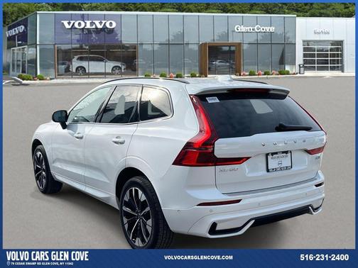 2026 Volvo XC60 B5 Plus