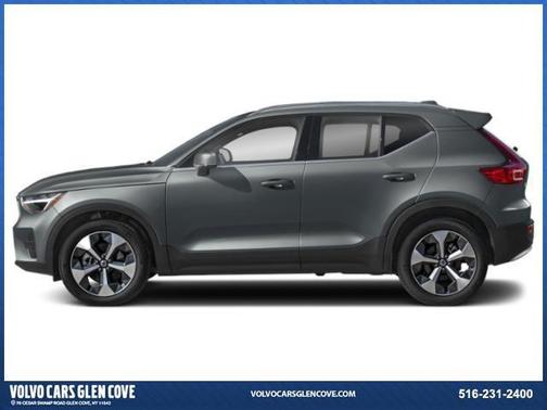 2025 Volvo XC40 B5 Ultra Dark Theme