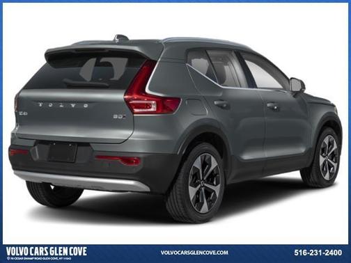 2025 Volvo XC40 B5 Ultra Dark Theme