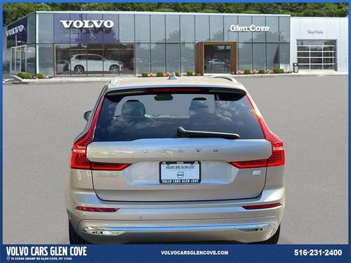 2023 Volvo XC60 Recharge Plug-In Hybrid T8 Plus Bright Theme