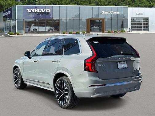 2026 Volvo XC90 B6 Plus 7-Seater