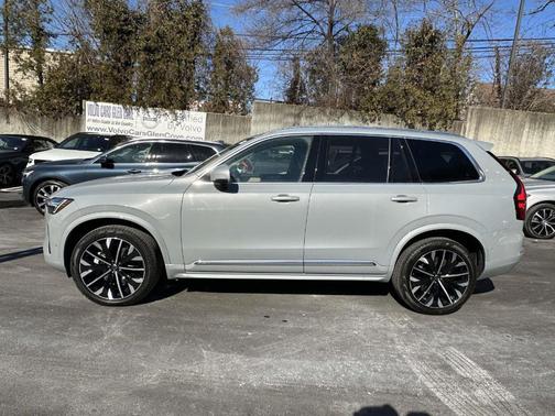 2026 Volvo XC90 B6 Plus 7-Seater