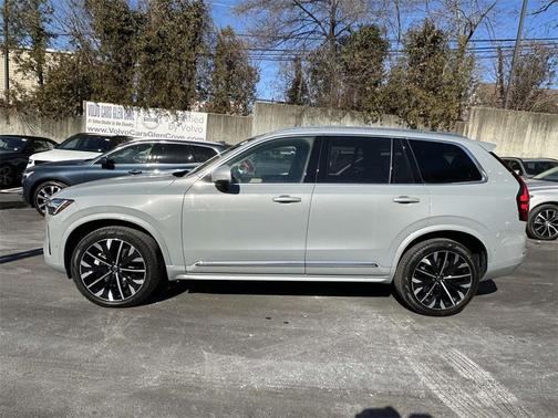 2026 Volvo XC90 B6 Plus 7-Seater