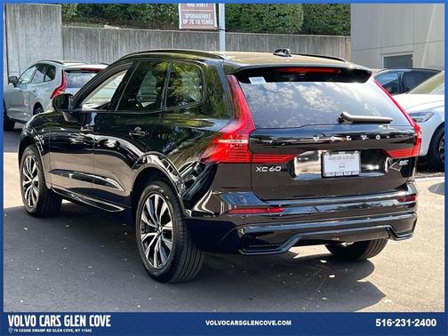 2025 Volvo XC60 B5 Core