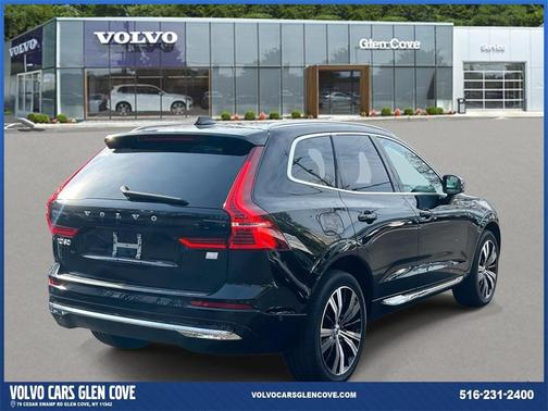 2023 Volvo XC60 Recharge Plug-In Hybrid T8 Plus Bright Theme