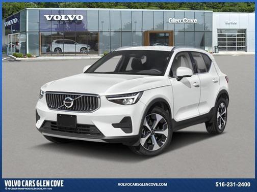 2025 Volvo XC40 B5 Ultra Dark Theme