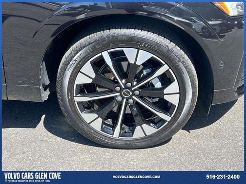Onyx Black Metallic 2026 Volvo XC60 B5 Plus