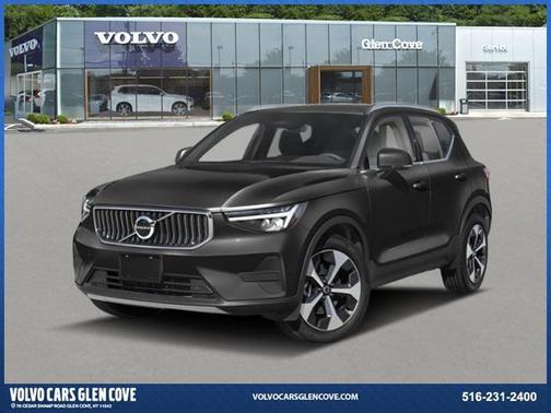 2025 Volvo XC40 B5 Ultra Dark Theme