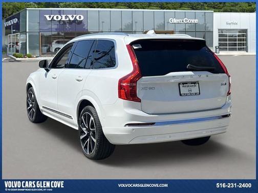 2024 Volvo XC90 B6 Ultimate Bright Theme 7-Seater