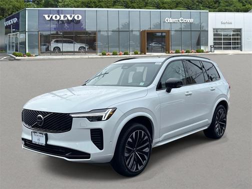 2026 Volvo XC90 B6 Ultra Dark Theme 7-Seater