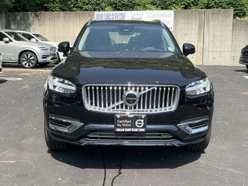 2023 Volvo XC90 Recharge Plug-In Hybrid T8 Ultimate 6-Seater