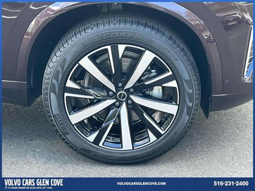 2025 Volvo XC90 B5 Core