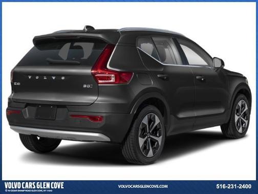 2025 Volvo XC40 B5 Ultra Dark Theme