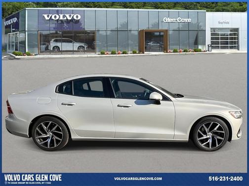 2020 Volvo S60 T5 Momentum