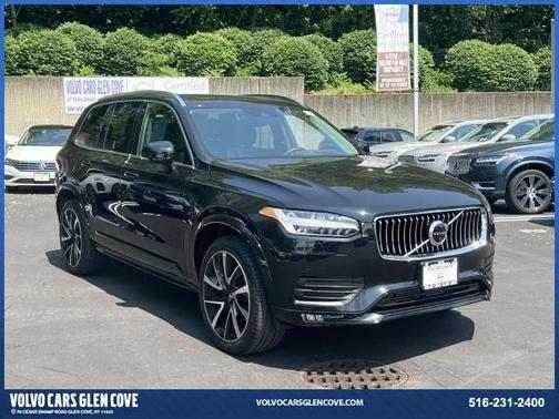 2022 Volvo XC90 T6 Momentum 7 Passenger