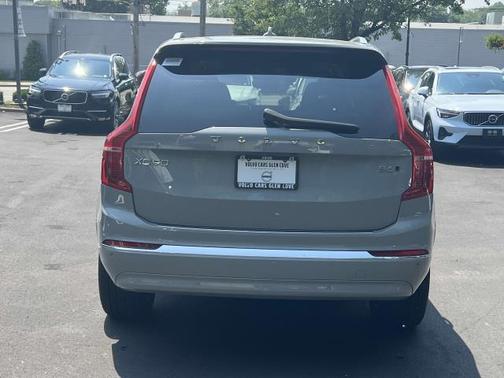 2024 Volvo XC90 B6 Plus Bright Theme 7-Seater