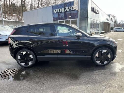 2026 Volvo EX30 Twin Motor Plus