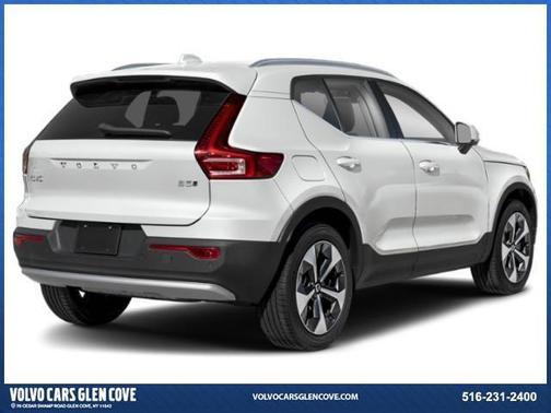 2025 Volvo XC40 B5 Plus Dark Theme