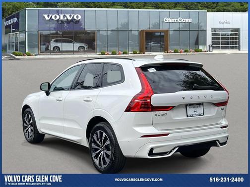 2024 Volvo XC60 B5 Plus Dark Theme