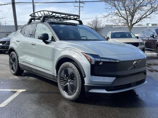 2026 Volvo EX30 TWIN MOTOR CROSS COUNTRY ULTRA