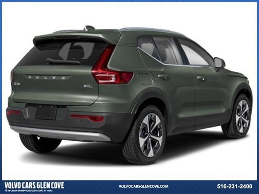 2025 Volvo XC40 B5 Plus Dark Theme