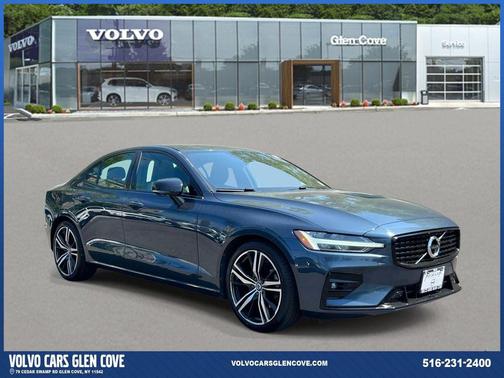 Denim Blue Metallic 2021 Volvo S60 T5 R-Design
