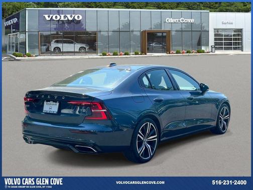 Denim Blue Metallic 2021 Volvo S60 T5 R-Design