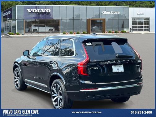 2025 Volvo XC90 B5 Core
