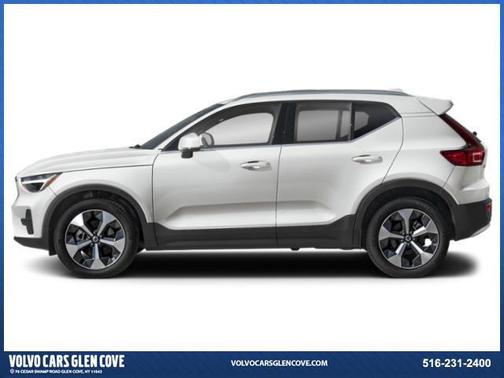 2026 Volvo XC40 B5 Plus
