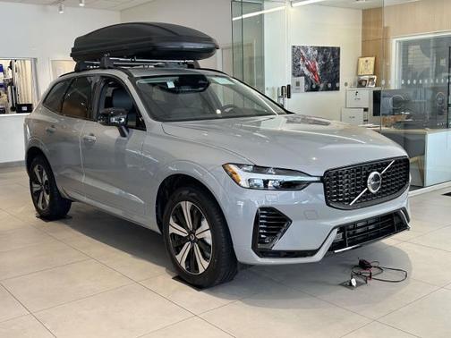 2025 Volvo XC60 Plug-In Hybrid T8 Core