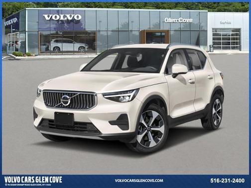2025 Volvo XC40 B5 Plus Dark Theme