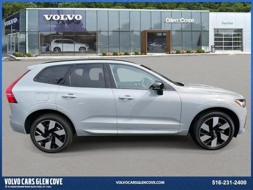 2025 Volvo XC60 Plug-In Hybrid T8 Plus