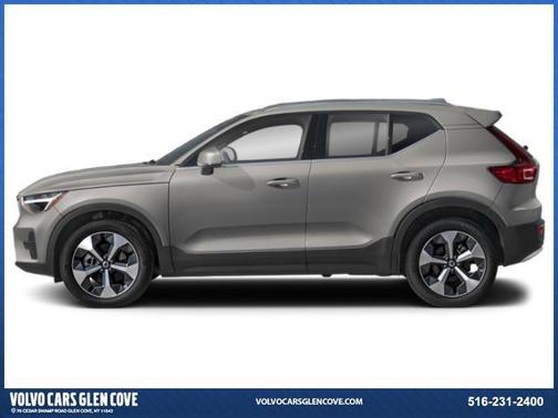 2025 Volvo XC40 B5 Ultra Dark Theme