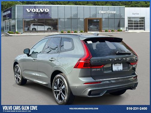 2026 Volvo XC60 B5 Plus