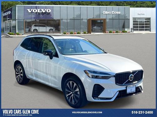2024 Volvo XC60 B5 Plus Dark Theme